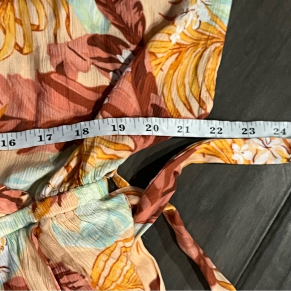 Ripcurl Namotu Wrap Maxi Dress in Apricot - Size Medium - Picture 11 of 16